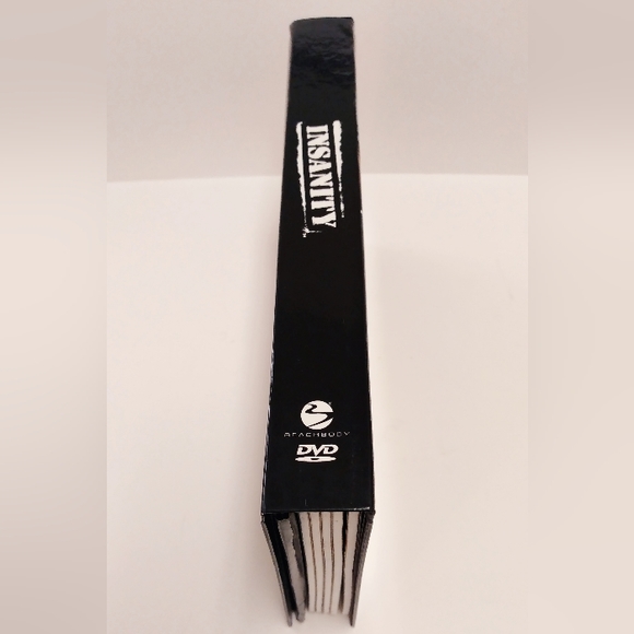 Insanity Ultimate Cardio Workout 13 DVD Disc Set With Nutrition Recipe Book - Picture 2 of 13